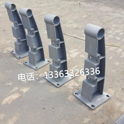 【组合式桥梁护栏支架】